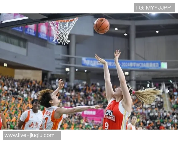 2018年WCBA总决赛北京队与东莞队激战正酣精彩瞬间回顾与分析 2018年WCBA总决赛北京队与东莞队激战正酣精彩瞬间回顾与分析