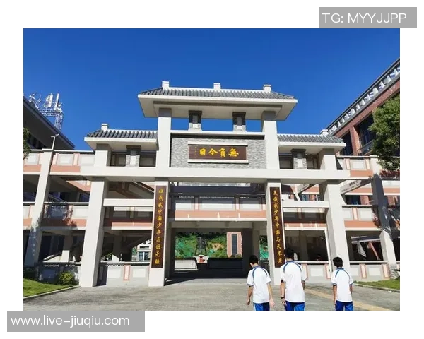 加维引领未来足球潮流展现年轻才俊的无限可能与激情